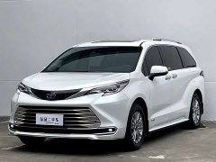 Toyota Sienna 2021 2.5L Hybrid Comfort Edition - ფოტო 1