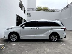 Toyota Sienna 2021 2.5L Hybrid Comfort Edition - ფოტო 6