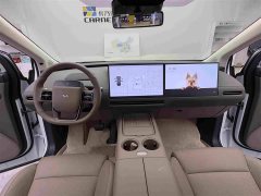 Li Auto i8 2025 Standard Edition - ფოტო 12