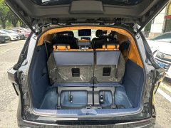 Toyota Sienna 2021 2.5L Hybrid Luxury - ფოტო 17