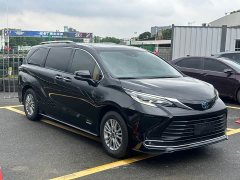 Toyota Sienna 2021 2.5L Hybrid Luxury - ფოტო 3