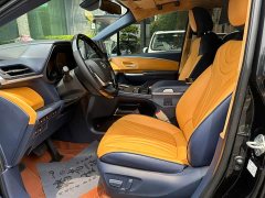 Toyota Sienna 2021 2.5L Hybrid Luxury - ფოტო 5