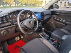 Volkswagen Jetta VS7 30th Anniversary Edition 1.4T Automatic Comfort - ფოტო 4