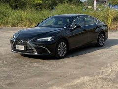 Lexus ES 300h Premium Edition - ფოტო 3