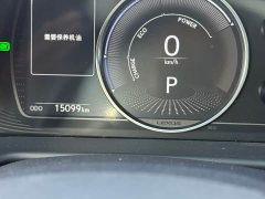 Lexus ES 300h Premium Edition - ფოტო 4