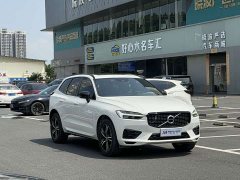 Volvo XC60 T5 AWD Smart Remote Sport Edition - ფოტო 3