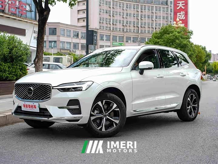 Volvo XC60 B5 AWD Smart Luxury Edition