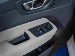 Volvo XC60 B5 AWD Smart Luxury Edition - ფოტო 9