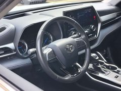 Toyota Highlander 2.5L Intelligent Hybrid AWD Premium 7-Seater - ფოტო 12