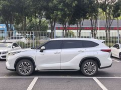 Toyota Highlander 2.5L Intelligent Hybrid AWD Premium 7-Seater - ფოტო 7