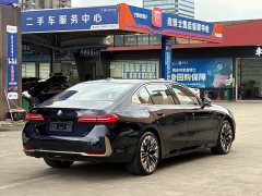 BMW 5 Series 530Li Luxury Edition Premium Package - ფოტო 16