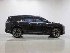 Volvo eπ008 210Ultra Ruoyi Edition 5-seater - ფოტო 8