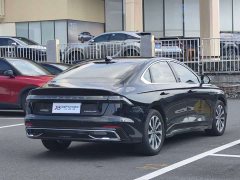 Lincoln Z 2.0T Premier - ფოტო 6