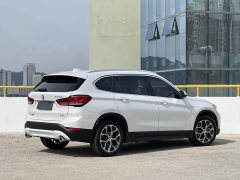 BMW X1 sDrive25Li Premier - ფოტო 4