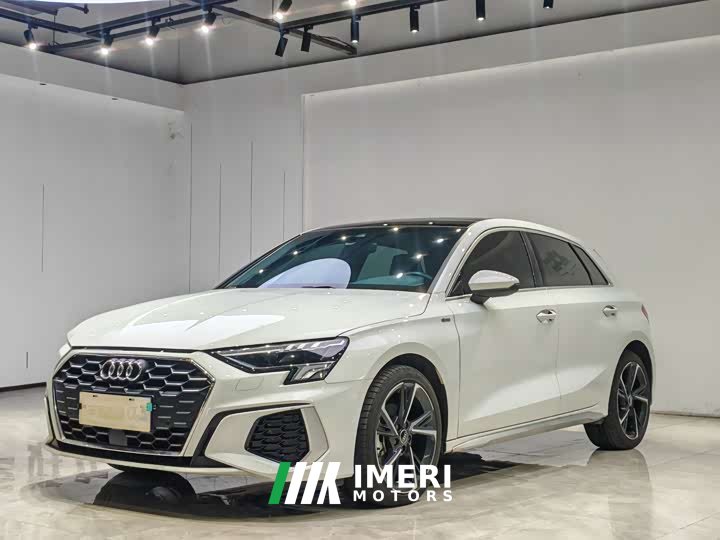 Audi A3 Sportback 35 TFSI Fashion Sport - ავტომობილი ჩინეთიდან