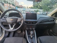 Chevrolet Cruze 325T Automatic Joyful Edition - ფოტო 18