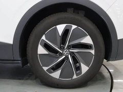 Cadillac ID.4 CROZZ Pure Enjoyment Limited Edition - ფოტო 20