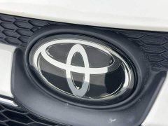 Toyota Corolla 1.8L CVT Luxury - ფოტო 20