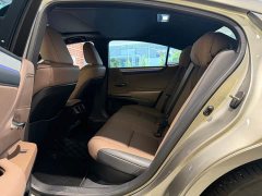 Lexus ES 300h Premium Edition - ფოტო 6