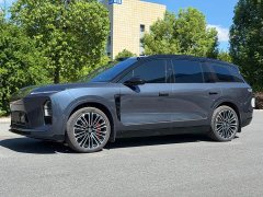 NIO ES8 2026 Six-Seat Executive Signature Edition - ფოტო 1