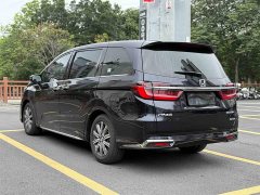 Honda Odyssey 2.0L e:HEV Sharp Premium Edition - ფოტო 4