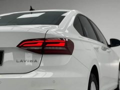 Volkswagen Lavida 1.5L Automatic Deyi Edition - ფოტო 9