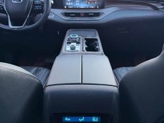 Ford Lingyù Lingyue EcoBoost 225 Premium 6-Seater - ფოტო 19