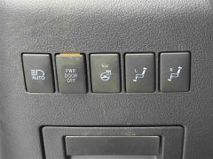 Toyota Vellfire Crown Hybrid 2.5L HV Luxury Edition - ფოტო 18