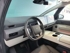 Li Auto Li Xiang MEGA Ultra - ფოტო 6