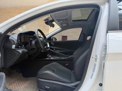 Hyundai Elantra 2022 1.5L CVT Luxury - ფოტო 7