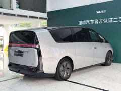 Li Auto Li Xiang MEGA Ultra - ფოტო 18