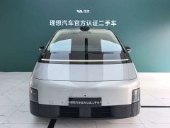 Li Auto Li Xiang MEGA Ultra - ფოტო 2