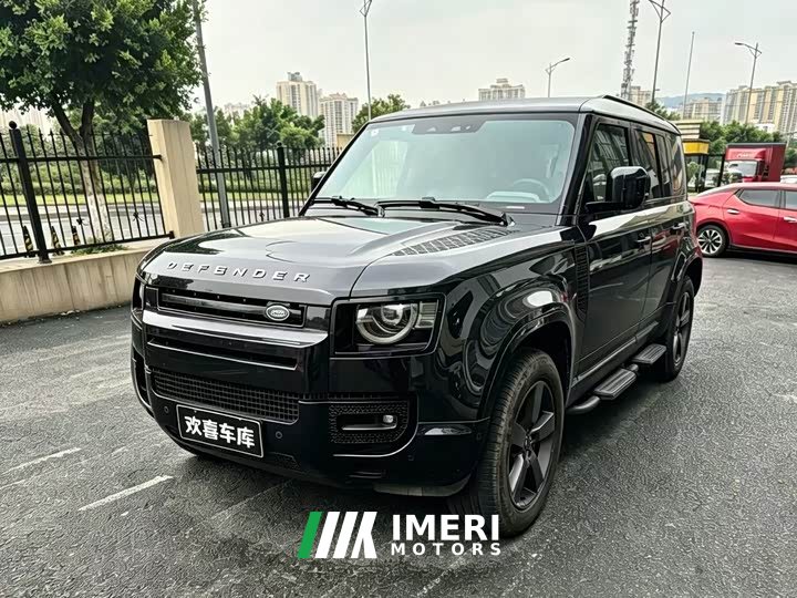 Land Rover Defender 110 3.0T P400 X-Dynamic HSE