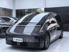 Li Auto Li Xiang MEGA 2024 Ultra - ფოტო 1
