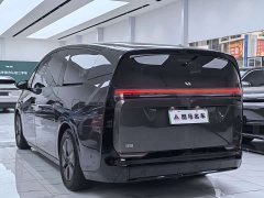 Li Auto Li Xiang MEGA 2024 Ultra - ფოტო 14