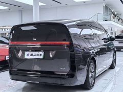 Li Auto Li Xiang MEGA 2024 Ultra - ფოტო 16