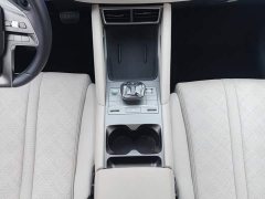 BYD Yuan UP 401KM Exceed - ფოტო 16