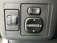 Toyota Yaris L Zhixuan X 1.5L CVT Luxury Plus - ფოტო 12