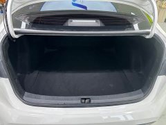 Toyota Corolla TNGA 1.5L CVT Leading Edition - ფოტო 16