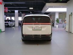 Li Auto Li Xiang MEGA Ultra - ფოტო 6