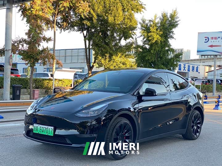 Tesla Model Y Long Range All-Wheel Drive - ავტომობილი ჩინეთიდან