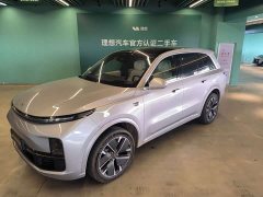 Li Auto L8 Ultra Smart Refresh Edition - ფოტო 1