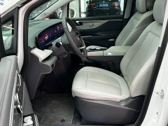 Buick GL8 Luxe Smart Comfort Edition - ფოტო 13
