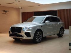 Bentley Bentayga 4.0T V8 Long Wheelbase - ფოტო 1