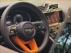 Bentley Bentayga 4.0T V8 Long Wheelbase - ფოტო 12