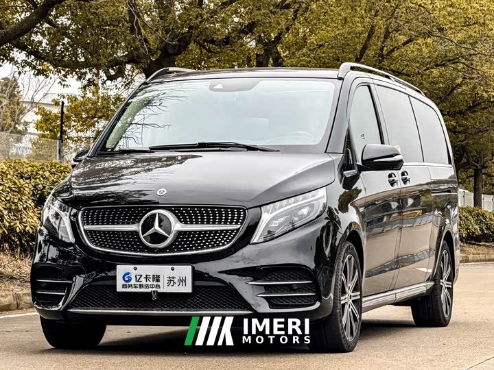 Mercedes-Benz V-Class V 260 L Long Wheelbase Luxury Edition