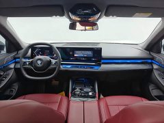 BMW 5 Series 530Li Premier Luxury Package - ფოტო 9
