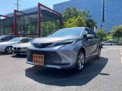 Toyota Sienna 2.5L Hybrid Premium Edition - ფოტო 2