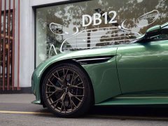 Aston Martin DB12 2025 4.0T V8 Coupe - ფოტო 4