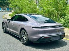 Porsche Taycan - ფოტო 7